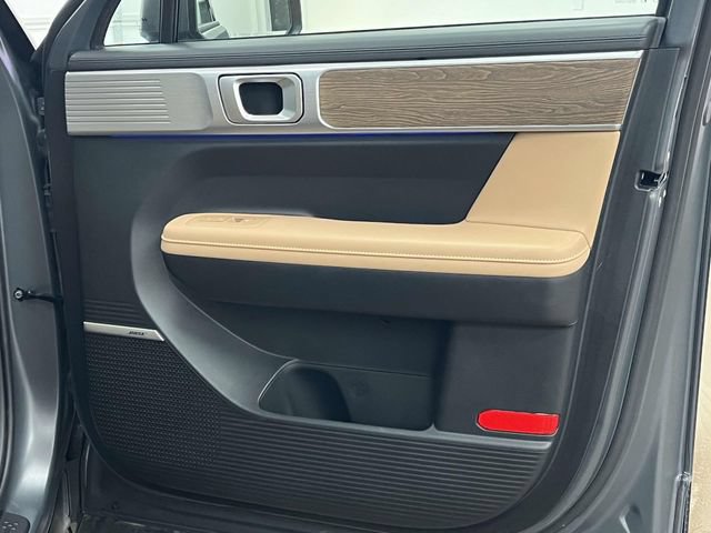 Certified 2025 Hyundai Santa Fe Limited AWD/4WD image 30