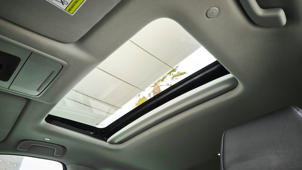 Used 2025 Honda CR-V EX-L image 27