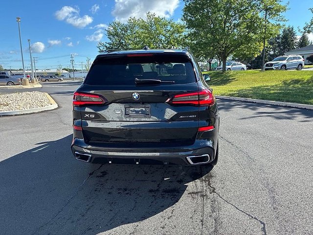 Used 2021 BMW X5 xDrive40i w/ M Sport Package AWD/4WD image 12