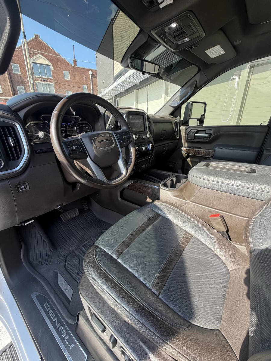 Used 2021 GMC Sierra 2500 Denali w/ Denali Ultimate Package AWD/4WD image 13