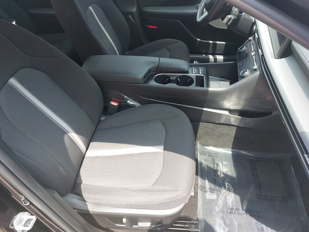 Certified 2025 Hyundai Sonata SEL FWD image 10