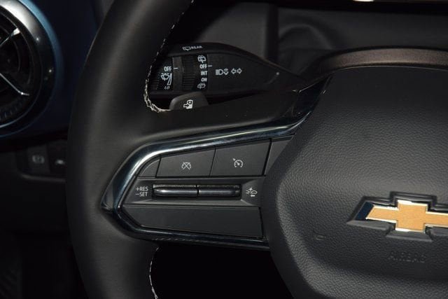 New 2026 Chevrolet Equinox EV LT w/ Convenience Package II FWD image 34