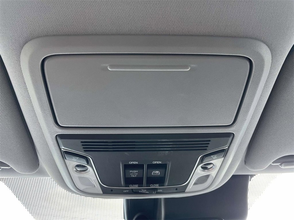 Used 2022 Honda Ridgeline RTL-E image 32