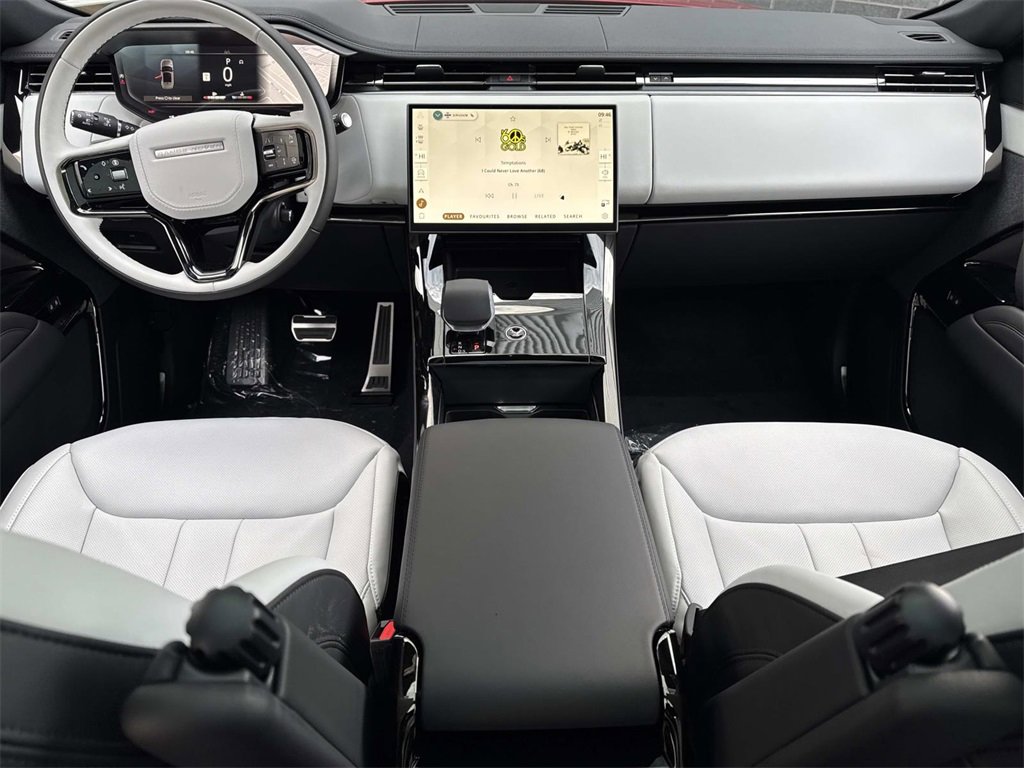 New 2026 Land Rover Range Rover Sport Dynamic SE image 17