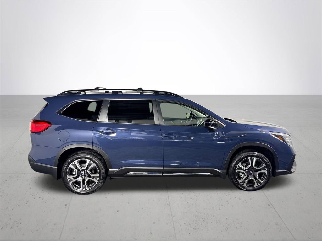 New 2025 Subaru Ascent Limited image 6