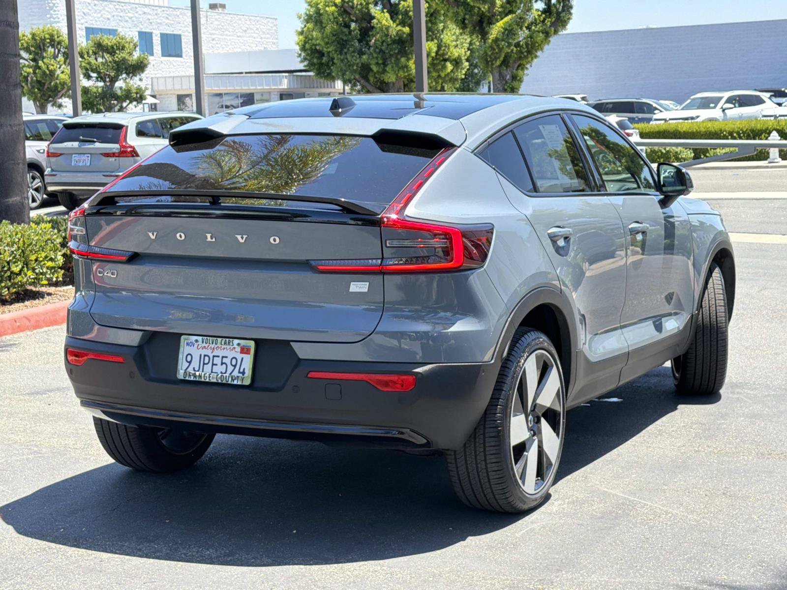 Certified 2023 Volvo C40 P8 Recharge Plus w/ Climate Package AWD/4WD image 5