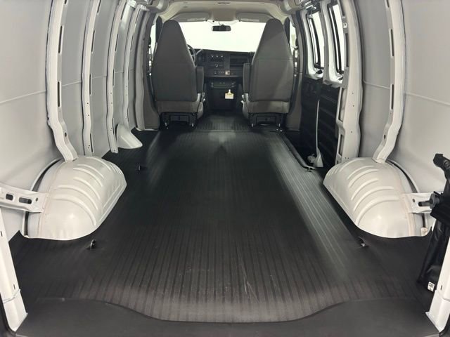 New 2026 Chevrolet Express 2500 w/ Driver Convenience Package RWD image 8