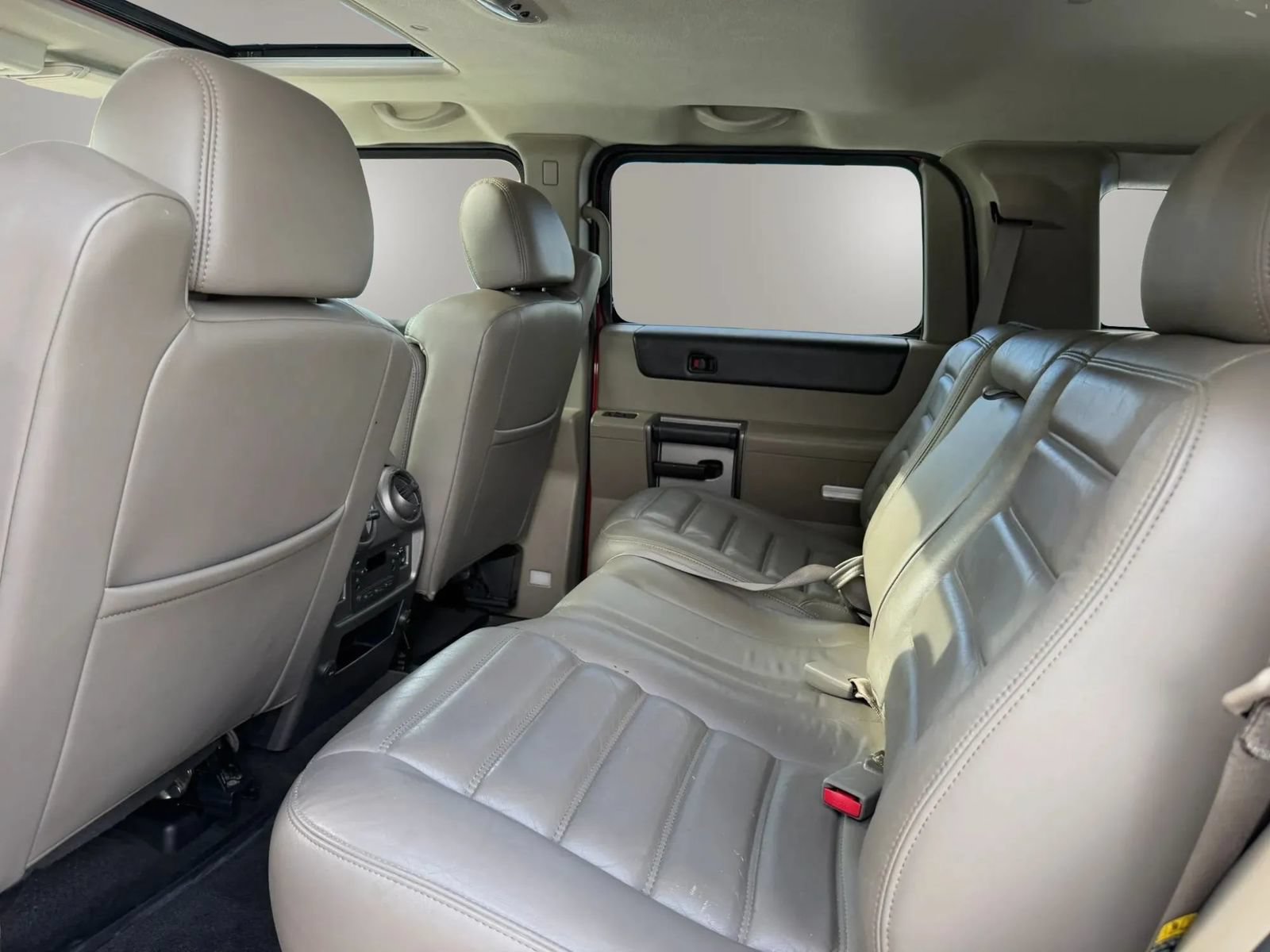 Used 2003 HUMMER H2 w/ Preferred Equipment Group AWD/4WD image 15