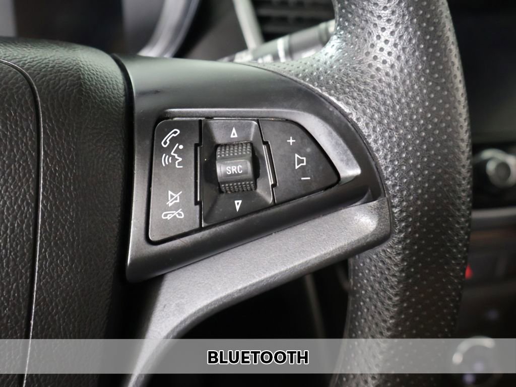 Used 2022 Chevrolet Trax LS AWD/4WD image 4