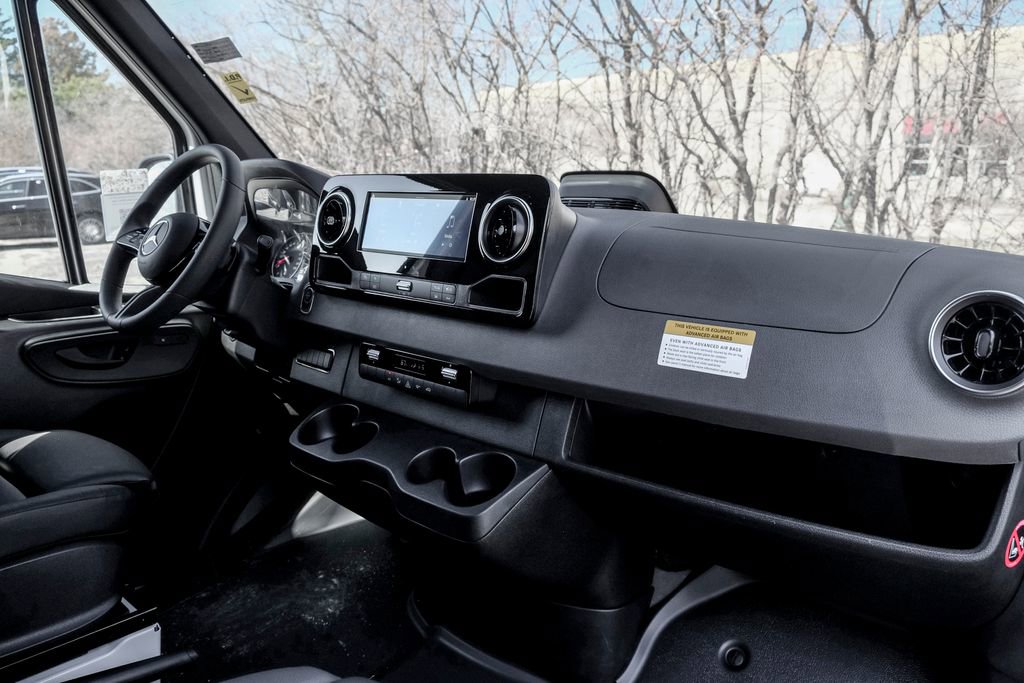 New 2025 Mercedes-Benz Sprinter 2500 image 19