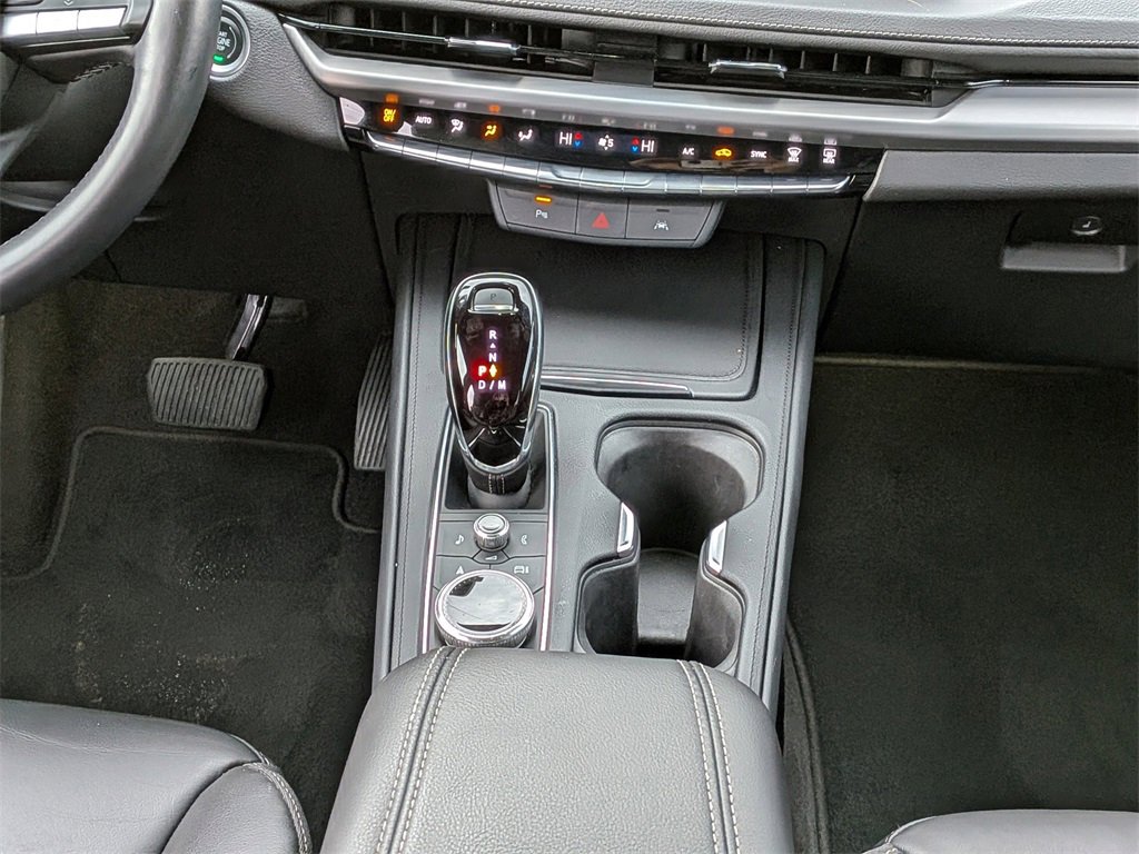 Certified 2025 Cadillac XT4 Premium Luxury image 22