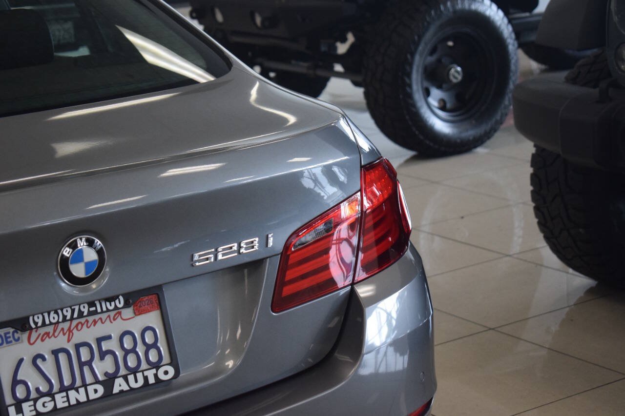 Used 2012 BMW 528i Sedan RWD image 28