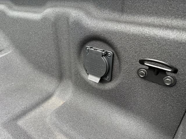 New 2025 Nissan Frontier SV w/ SV Convenience Package image 30