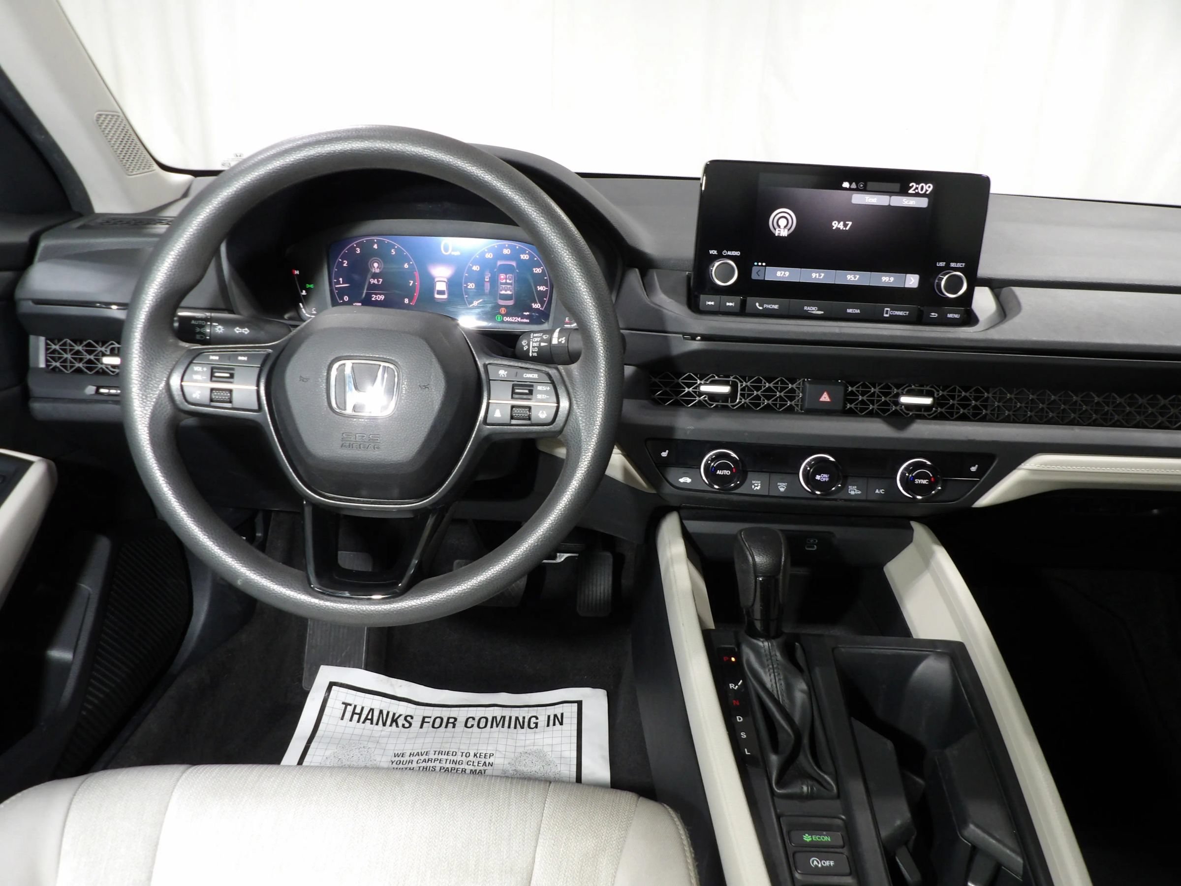 Used 2023 Honda Accord EX image 16