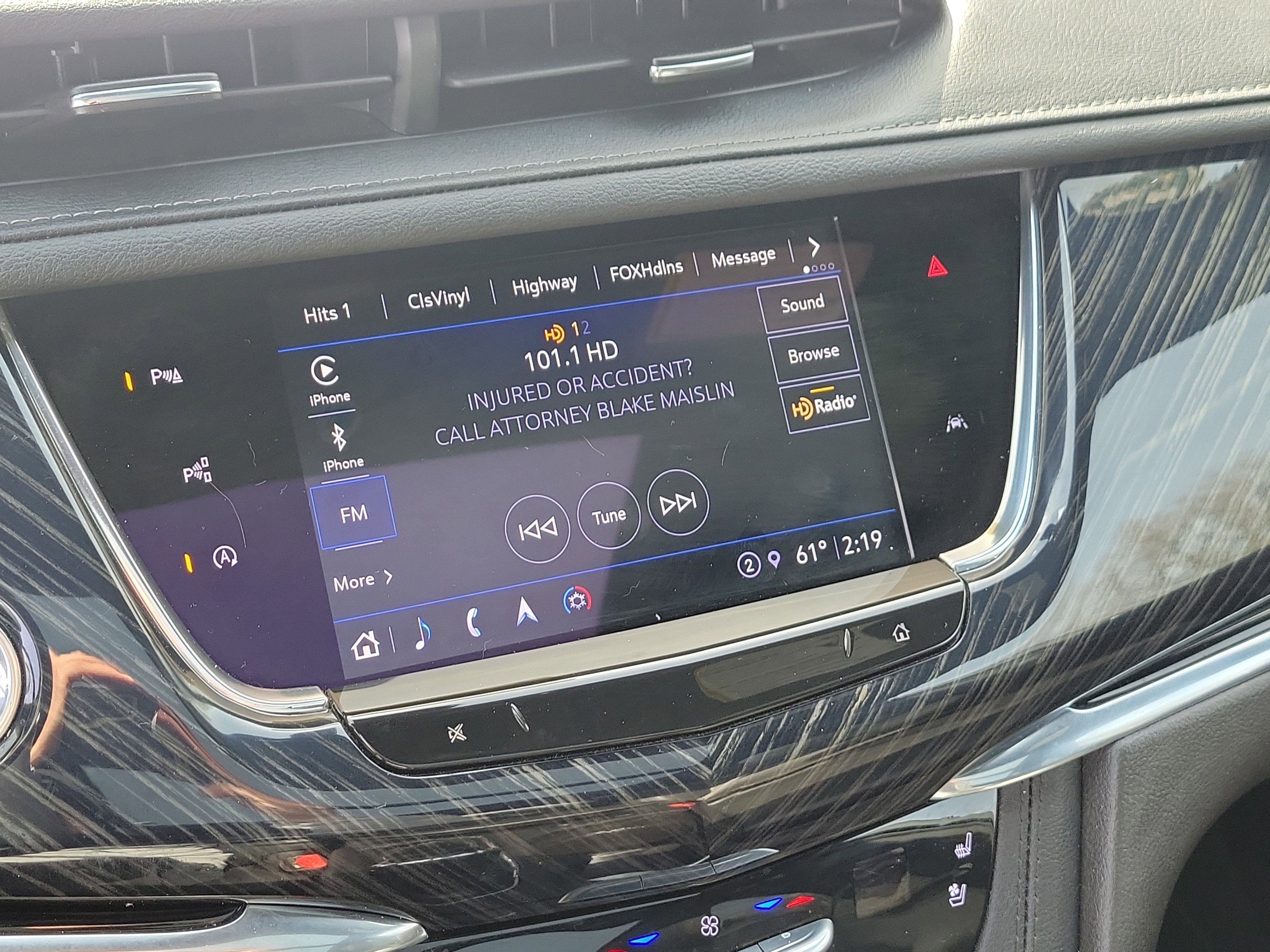 Used 2023 Cadillac XT6 Premium Luxury w/ Technology Package image 26