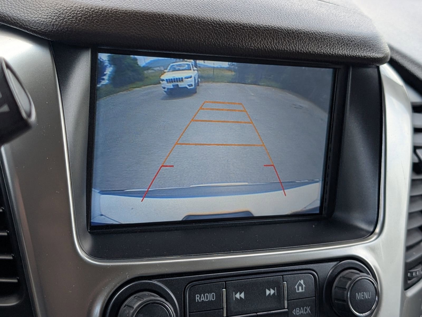 Used 2017 Chevrolet Tahoe Premier AWD/4WD image 15