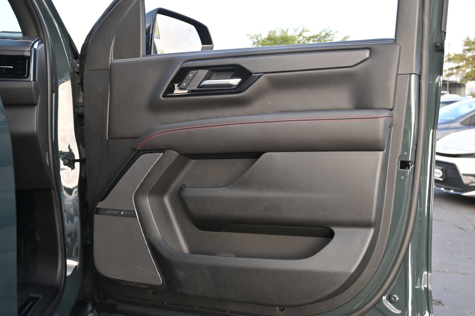 Certified 2026 GMC Yukon AT4 Ultimate AWD/4WD image 28