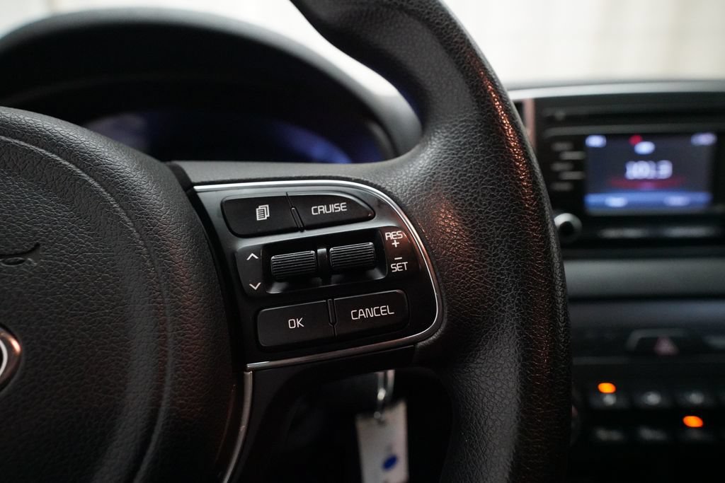 Used 2018 Kia Sportage LX AWD/4WD image 17