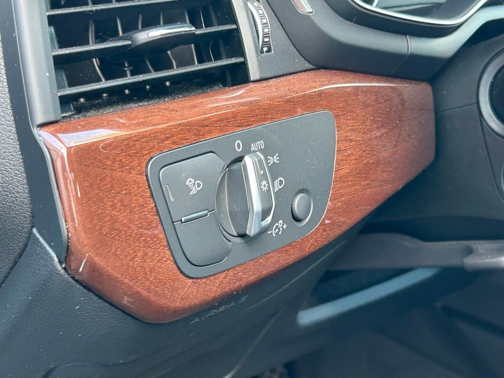 Used 2023 Audi A4 2.0T Premium w/ Convenience Package image 67