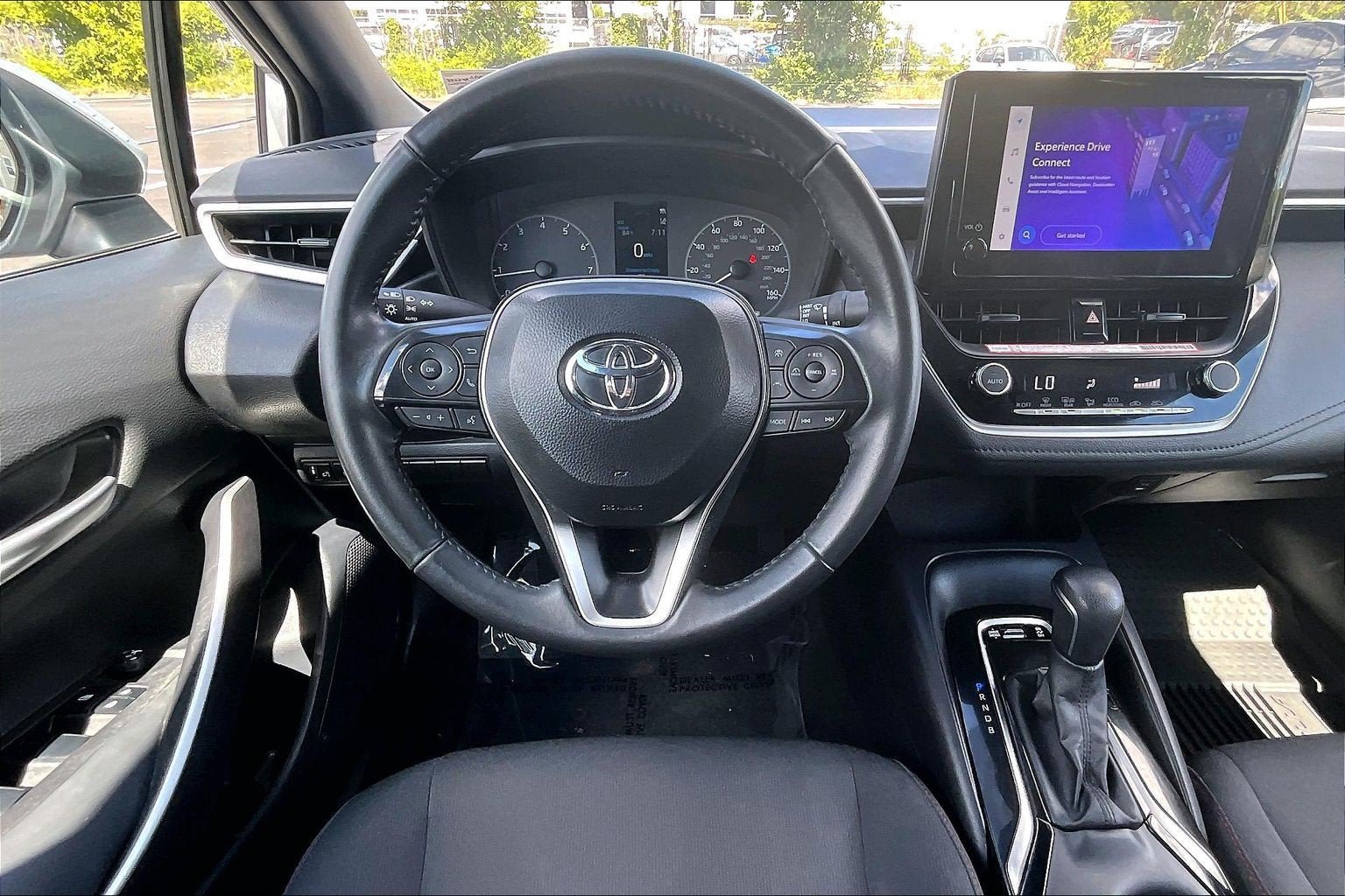 Used 2025 Toyota Corolla SE FWD image 5