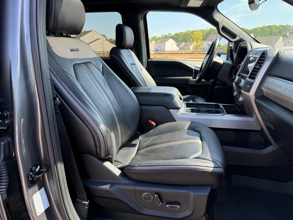 Used 2021 Ford F350 Platinum w/ Tremor Off-Road Package AWD/4WD image 37