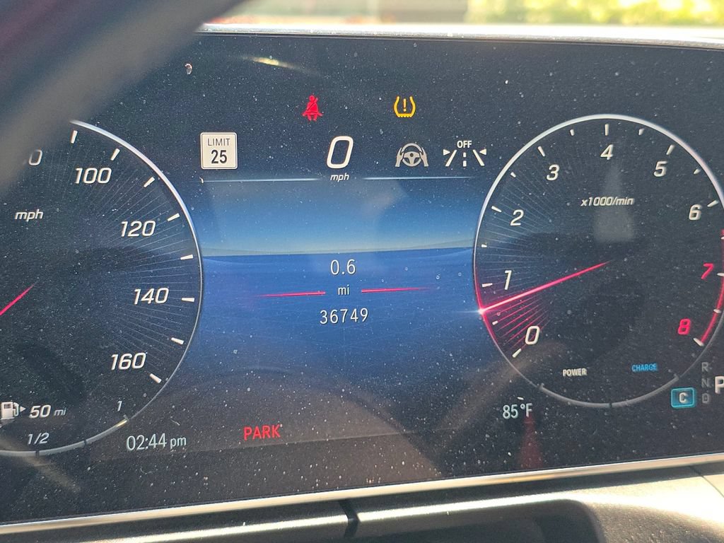 Used 2022 Mercedes-Benz C 300 4MATIC Sedan image 29