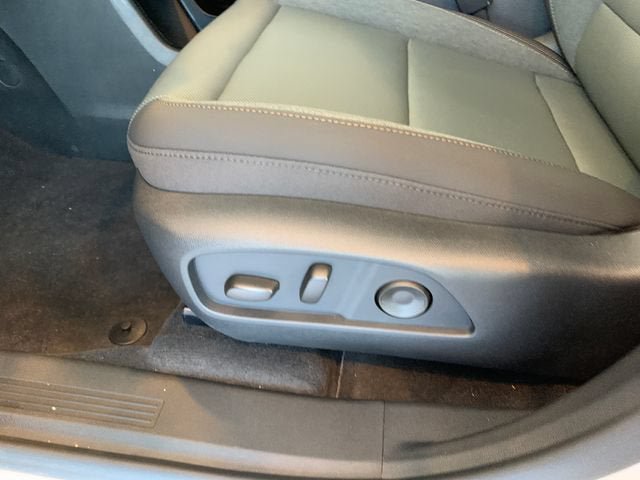 New 2026 GMC Terrain AT4 w/ Technology Package II AWD/4WD image 16