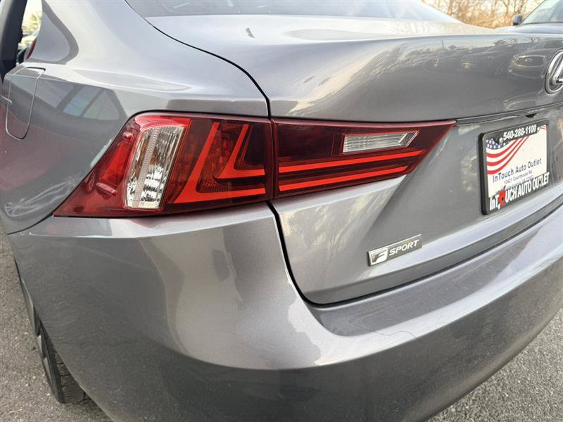 Used 2015 Lexus IS 250 image 10