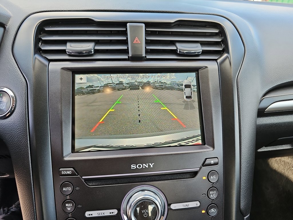 Used 2019 Ford Fusion Titanium image 21