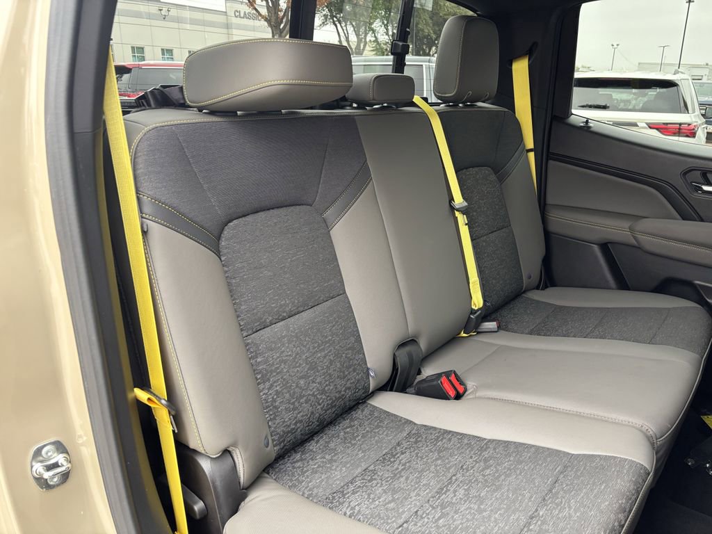 Used 2024 Chevrolet Colorado ZR2 w/ Technology Package image 24