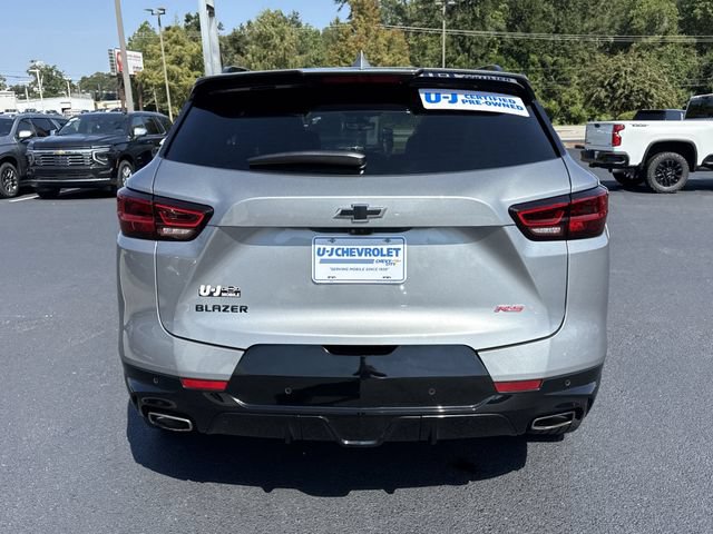 Used 2023 Chevrolet Blazer RS w/ Driver Confidence II Package FWD image 4