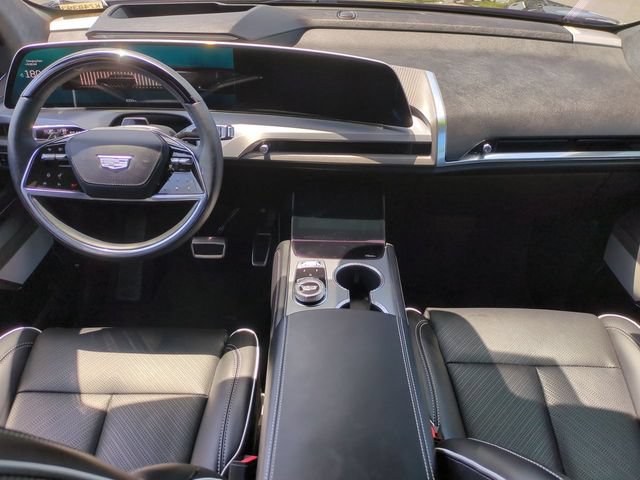 Used 2026 Cadillac Vistiq Platinum AWD/4WD image 21