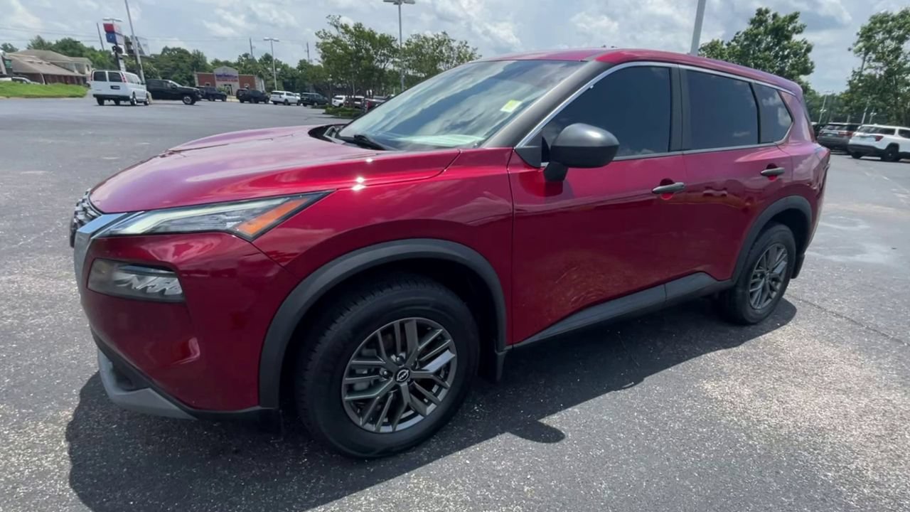Used 2023 Nissan Rogue S FWD image 4
