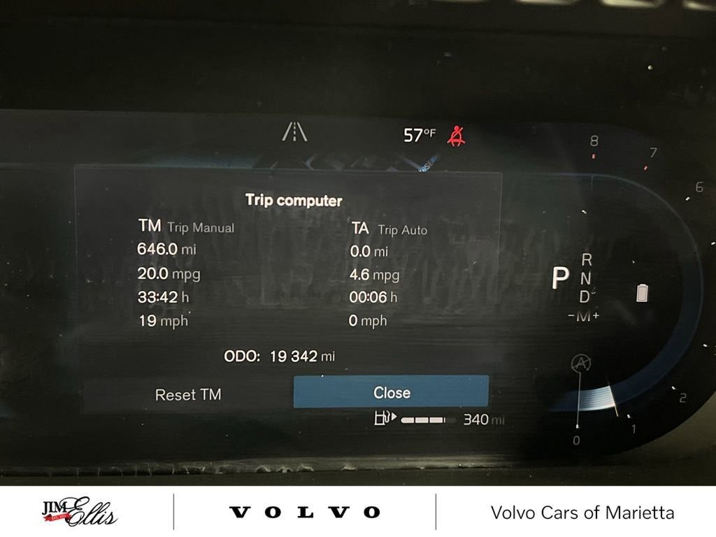 Certified 2025 Volvo XC90 B5 Plus image 13