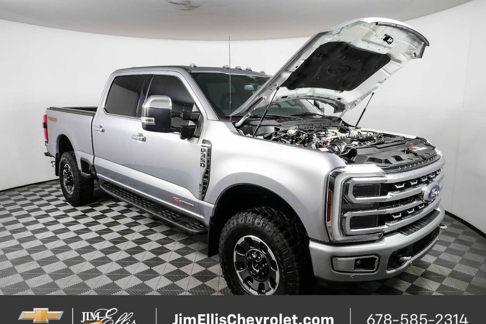 Used 2024 Ford F350 Platinum w/ Tremor Off-Road Package AWD/4WD image 33