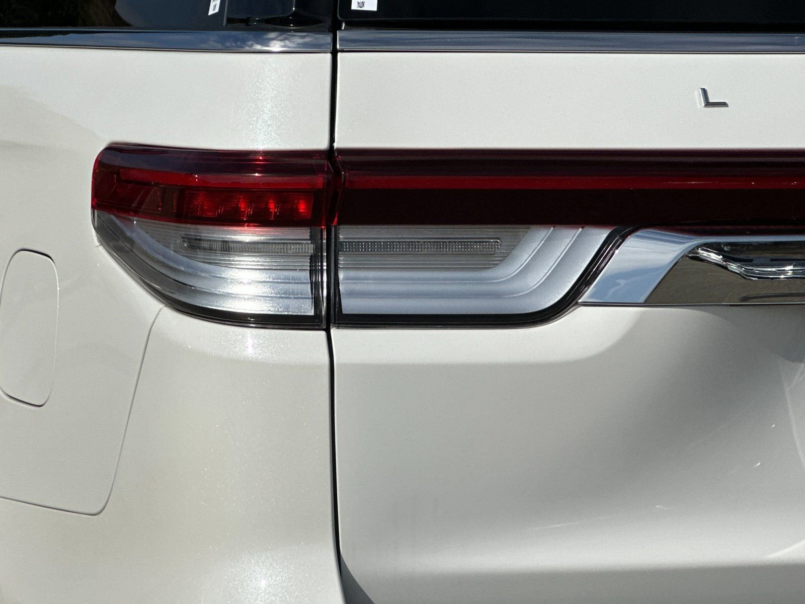 Used 2024 Lincoln Navigator L Reserve AWD/4WD image 37