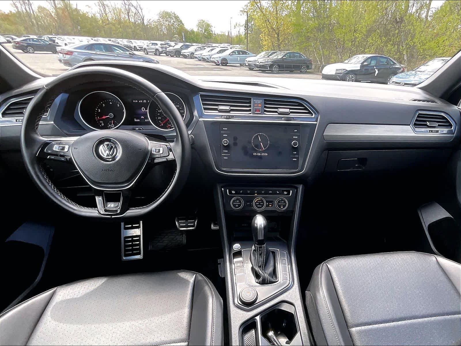 Used 2021 Volkswagen Tiguan SE R-Line AWD/4WD image 21