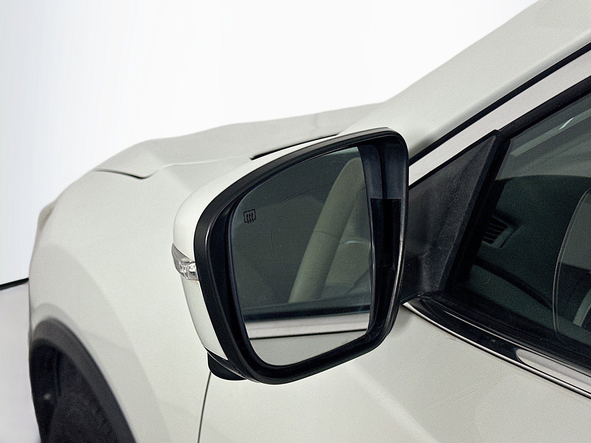 Used 2015 Nissan Rogue SL image 16