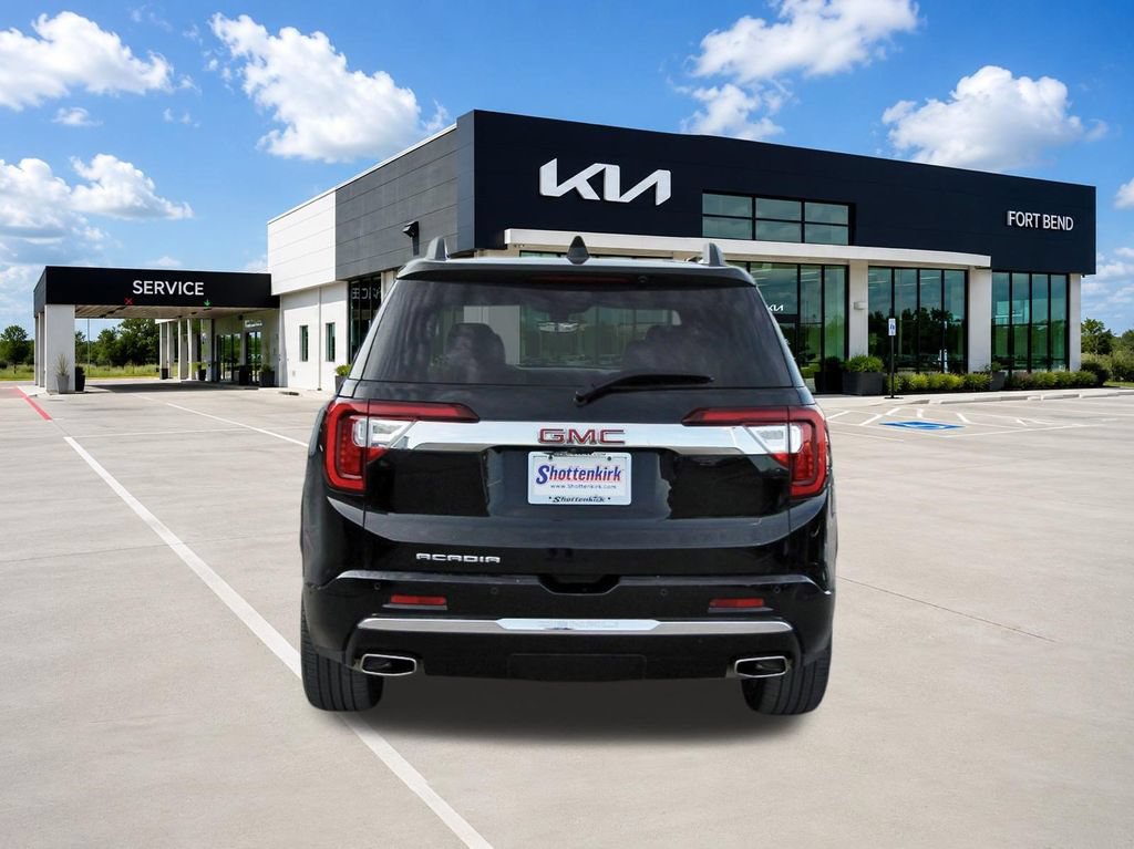 Used 2020 GMC Acadia Denali w/ Technology Package FWD image 6