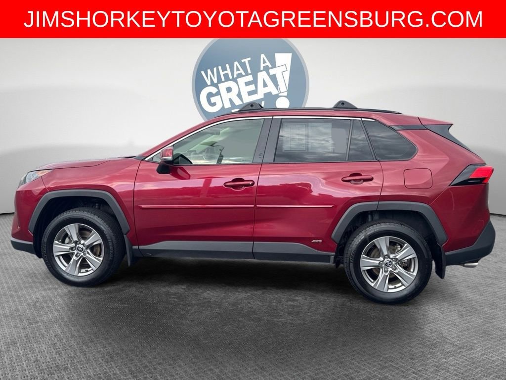 Used 2022 Toyota RAV4 LE AWD/4WD image 6