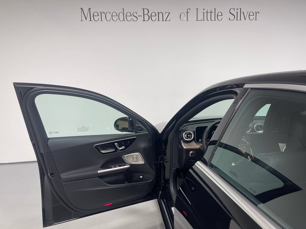 Certified 2026 Mercedes-Benz C 300 4MATIC Sedan image 17