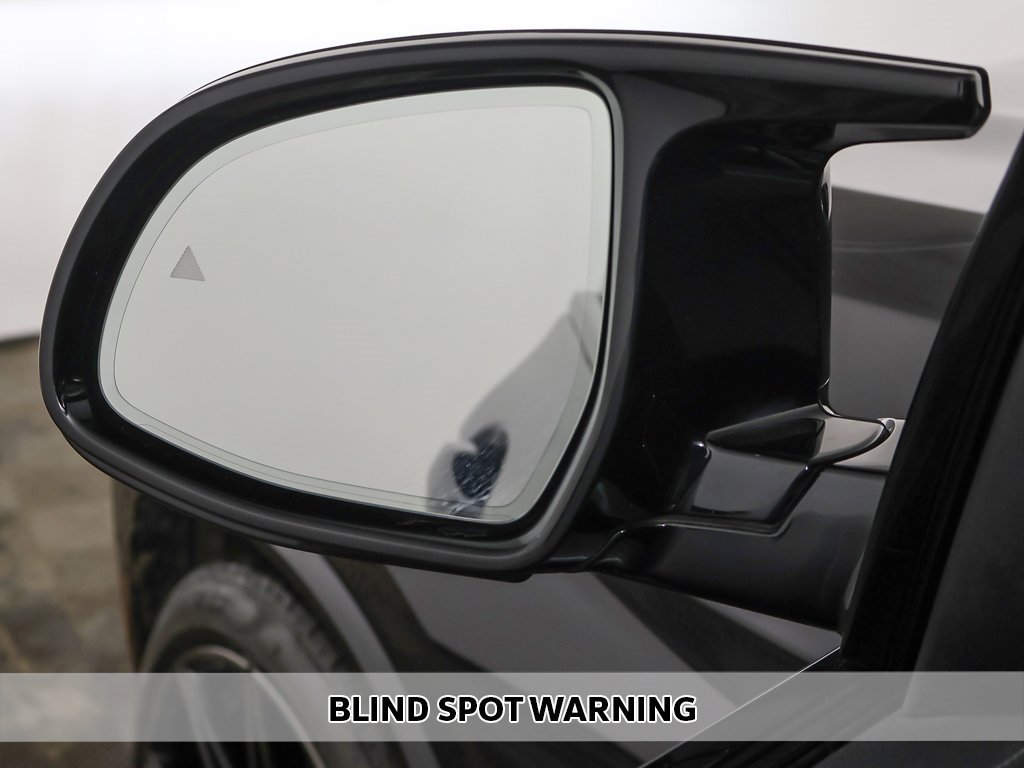 Used 2023 BMW X4 M image 8