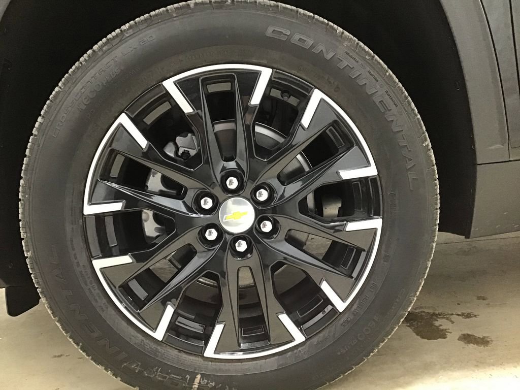 New 2026 Chevrolet Traverse LT w/ Sun and Wheel Package image 32