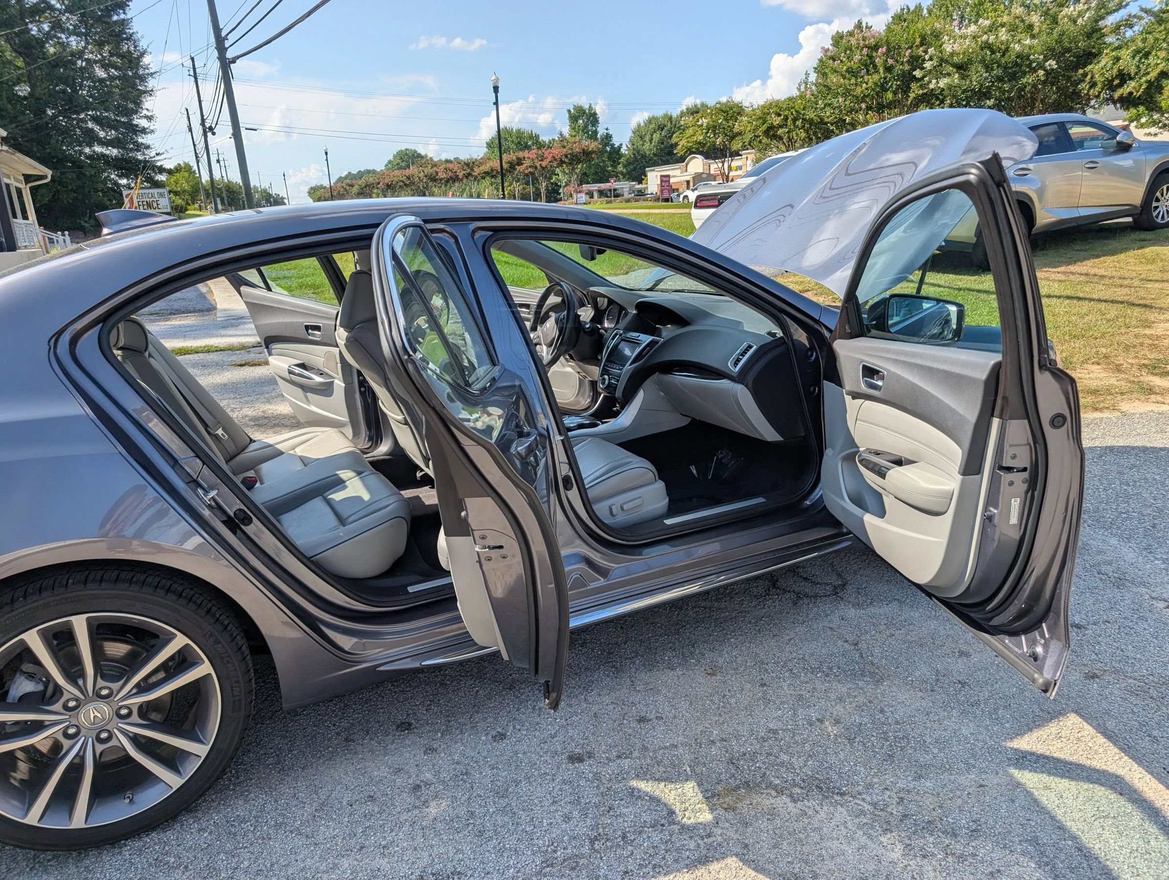 Used 2019 Acura TLX w/ Technology Package FWD image 15