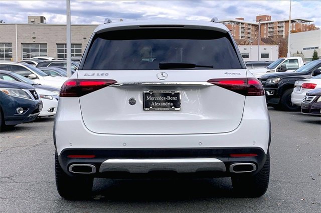 Used 2025 Mercedes-Benz GLE 350 4MATIC image 3