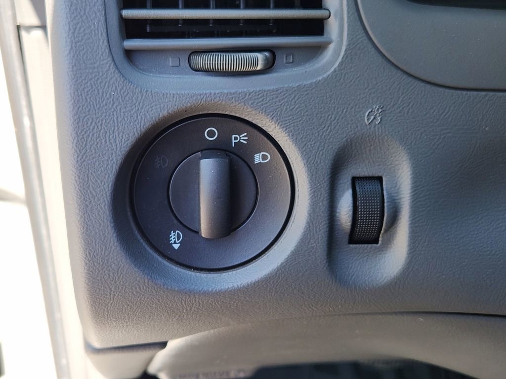 Used 2010 Ford Ranger XLT image 24