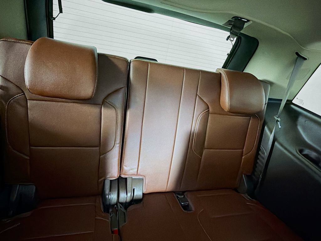 Used 2017 Chevrolet Tahoe Premier AWD/4WD image 26