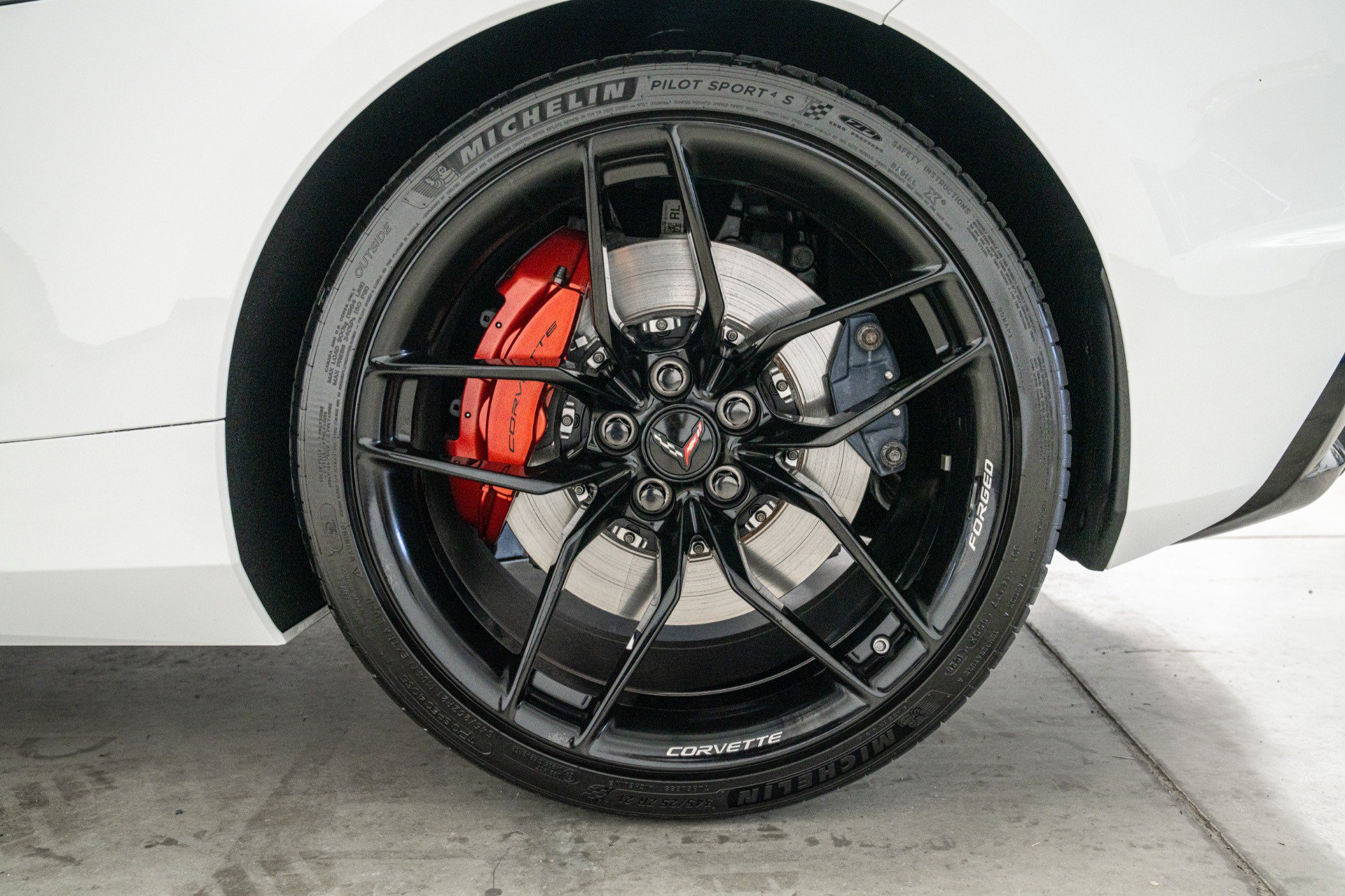 Used 2026 Chevrolet Corvette Z06 w/ Stars & Steel Limited Edition RWD image 10