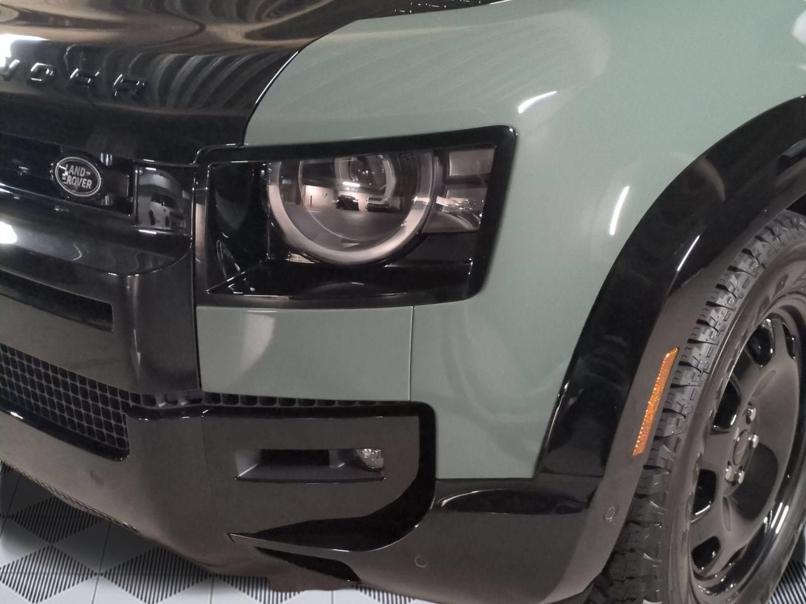New 2026 Land Rover Defender 110 Trophy Edition AWD/4WD image 10