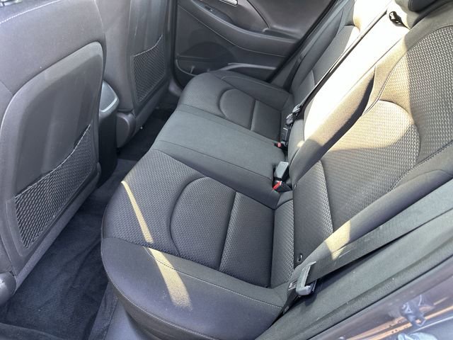 Used 2018 Hyundai Elantra GT image 26